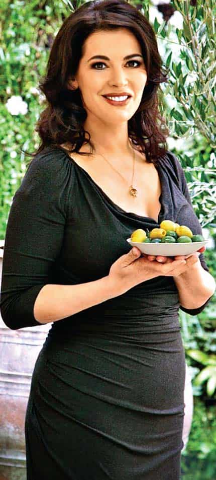 TV’S The Game Changer
After watching such shows as the Australian Masterchef and following TV chefs like Donna Hay and Nigella Lawson (above), Indian foodies want to experiment with new flavours, dishes and presentatio) TV’S The Game Changer
After watching such shows as the Australian Masterchef and following TV chefs like Donna Hay and Nigella Lawson (above), Indian foodies want to experiment with new flavours, dishes and presentatio)
